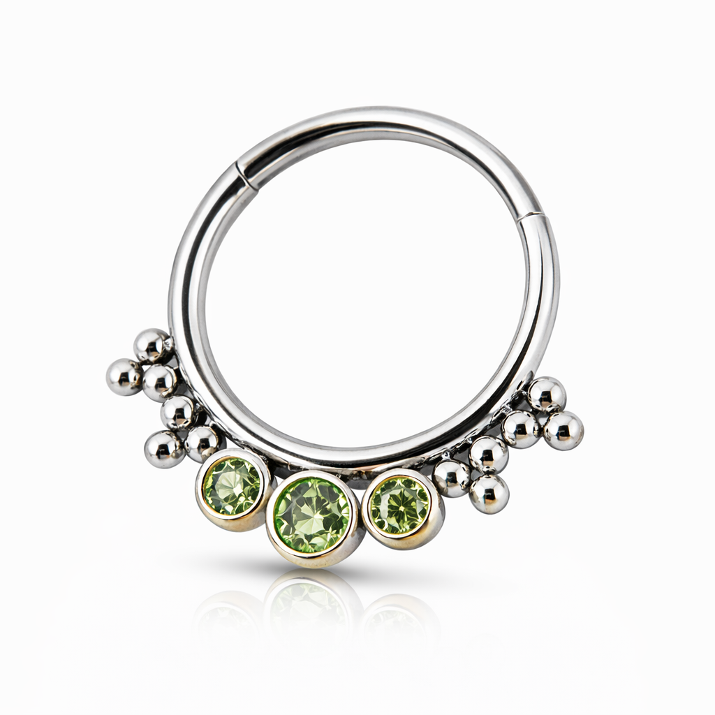 Alix - Anneau Clicker Titane F136 - Finition Argent - 1.2*10mm - Zircon vert