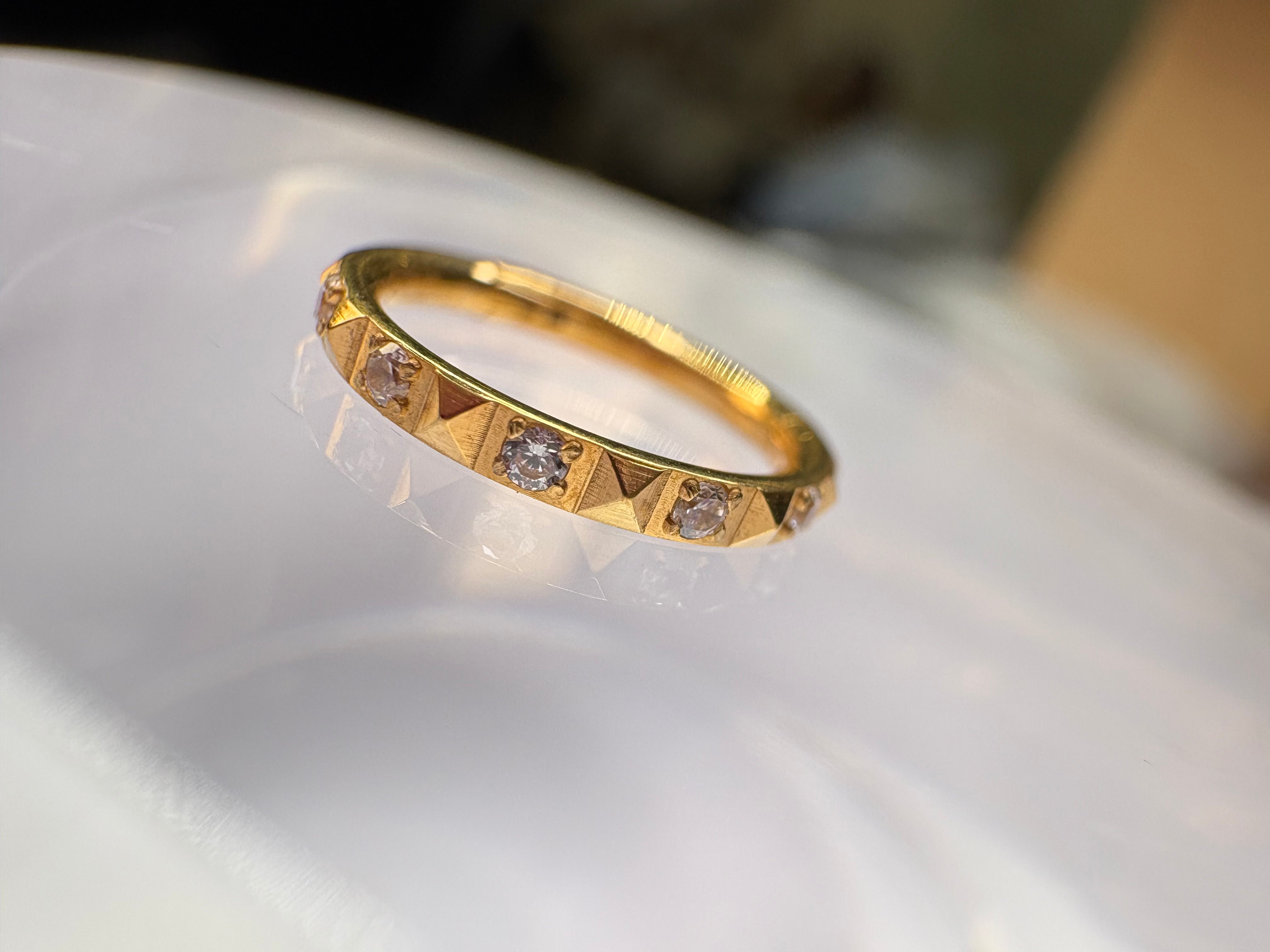 Eulalia - Anneau Clicker - Titane - Finition Or - 1.2*8mm - Zircon Blanc