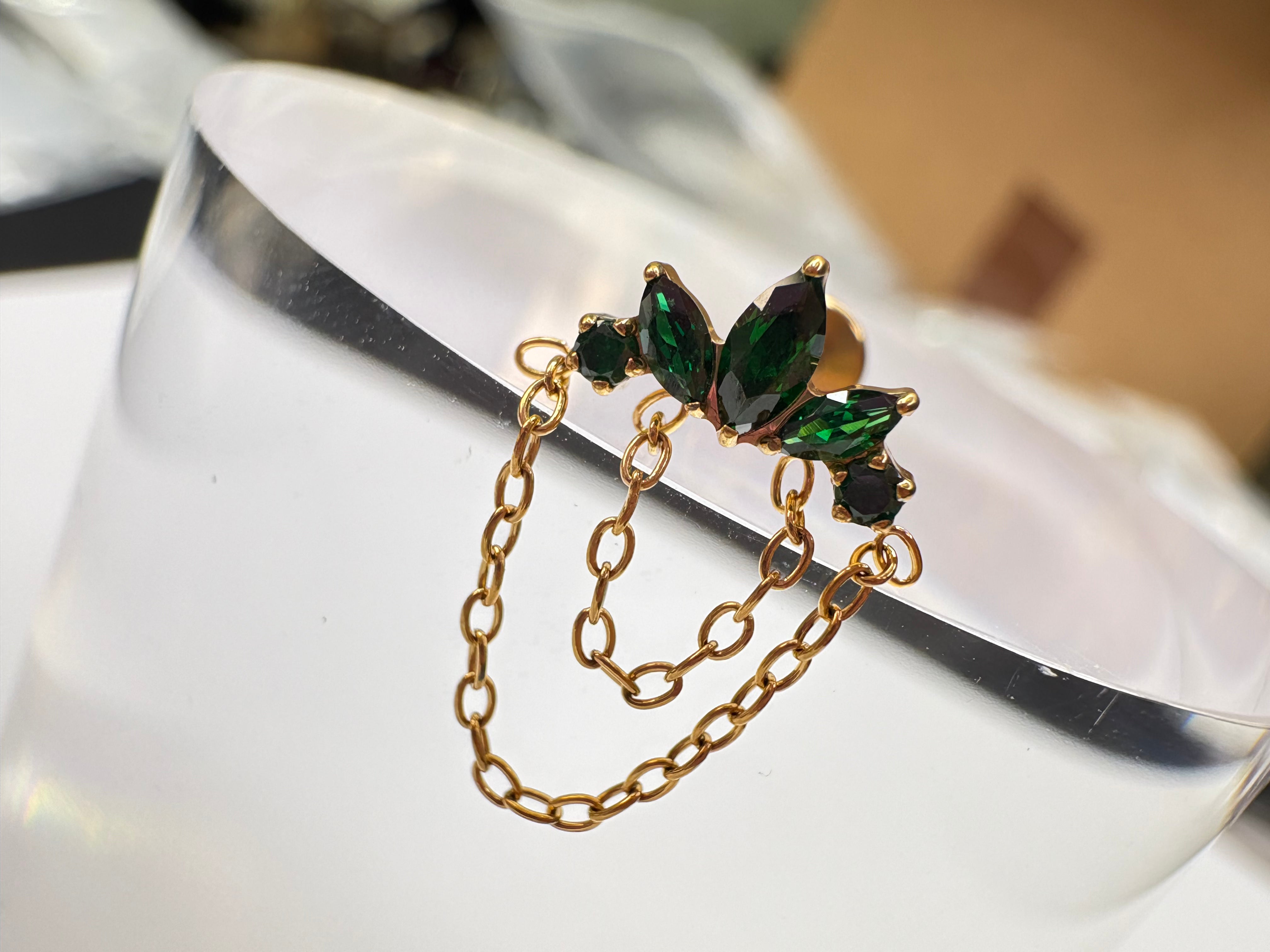 Lucie - Labret Filetage Interne - Finition Or - Zircon Vert M0.9 (16G)