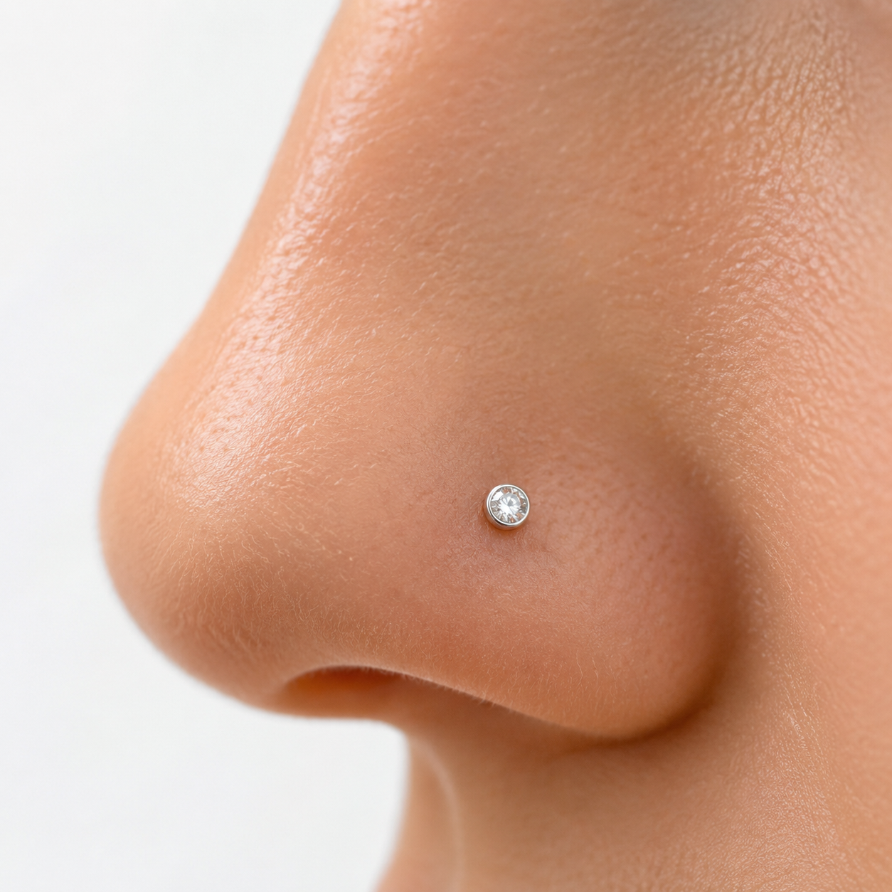 Seraphina - Nez  Stud - Finition Argent - 1.0*6*2mm - Zircon Blanc